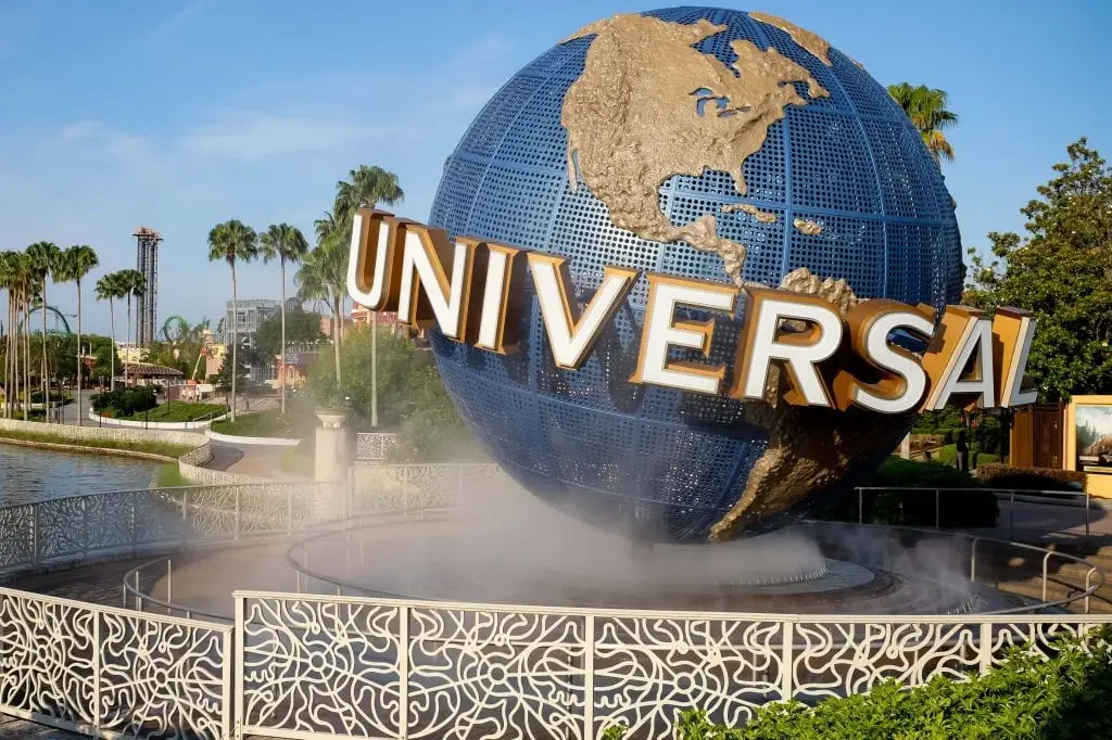 PRESS RELEASE: The Senior Events Committee Announces the Senior Trip to Universal Studios